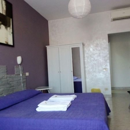 Gigi Holiday Rooms Rzym Zewnętrze zdjęcie