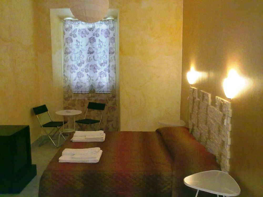 Gigi Holiday Rooms Rzym Zewnętrze zdjęcie