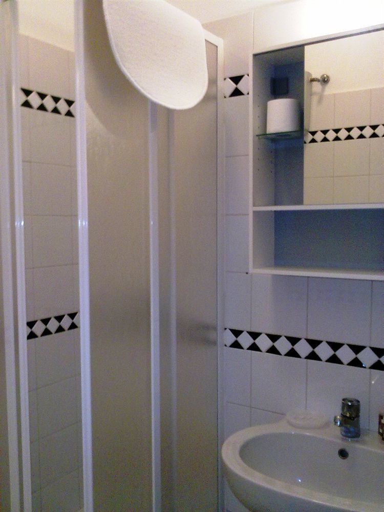Gigi Holiday Rooms Rzym Zewnętrze zdjęcie