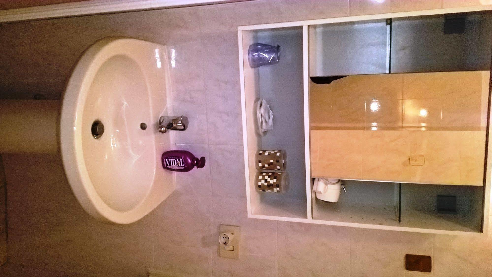Gigi Holiday Rooms Rzym Zewnętrze zdjęcie