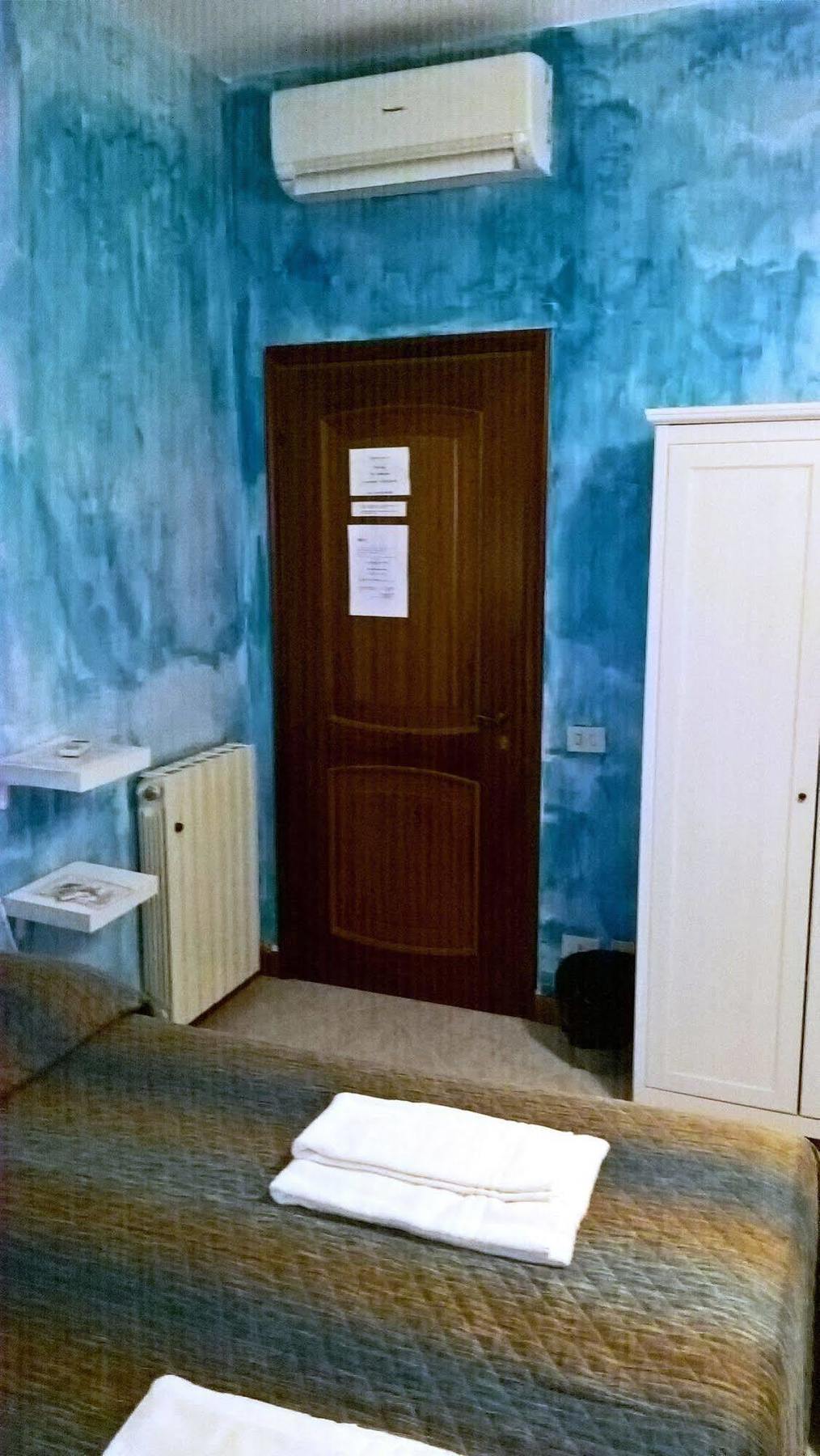 Gigi Holiday Rooms Rzym Zewnętrze zdjęcie