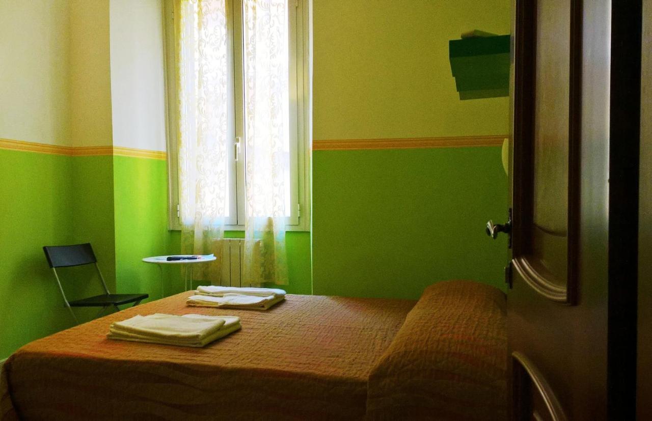 Gigi Holiday Rooms Rzym Zewnętrze zdjęcie